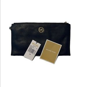 NWT Navy Blue Michael Kors Navy wristlet